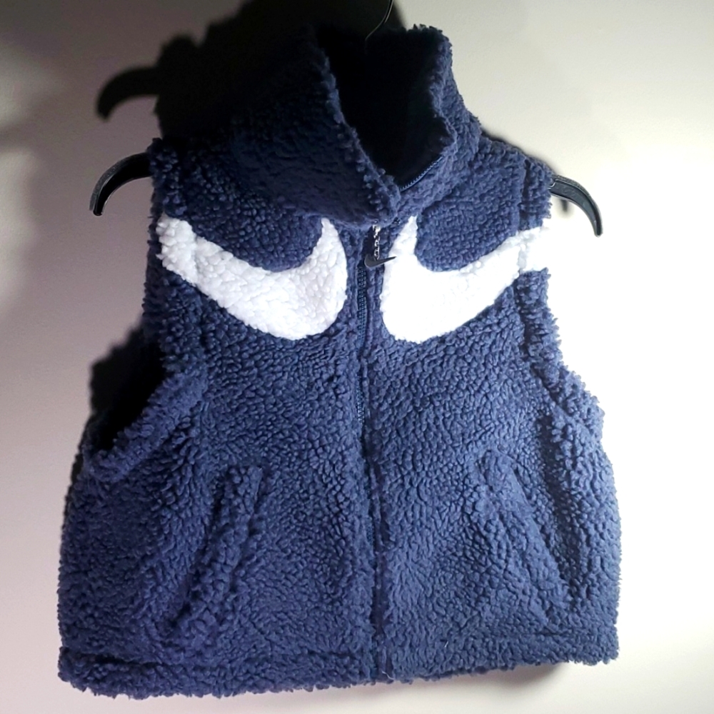 Nike Sportswear Swoosh Sherpa vest